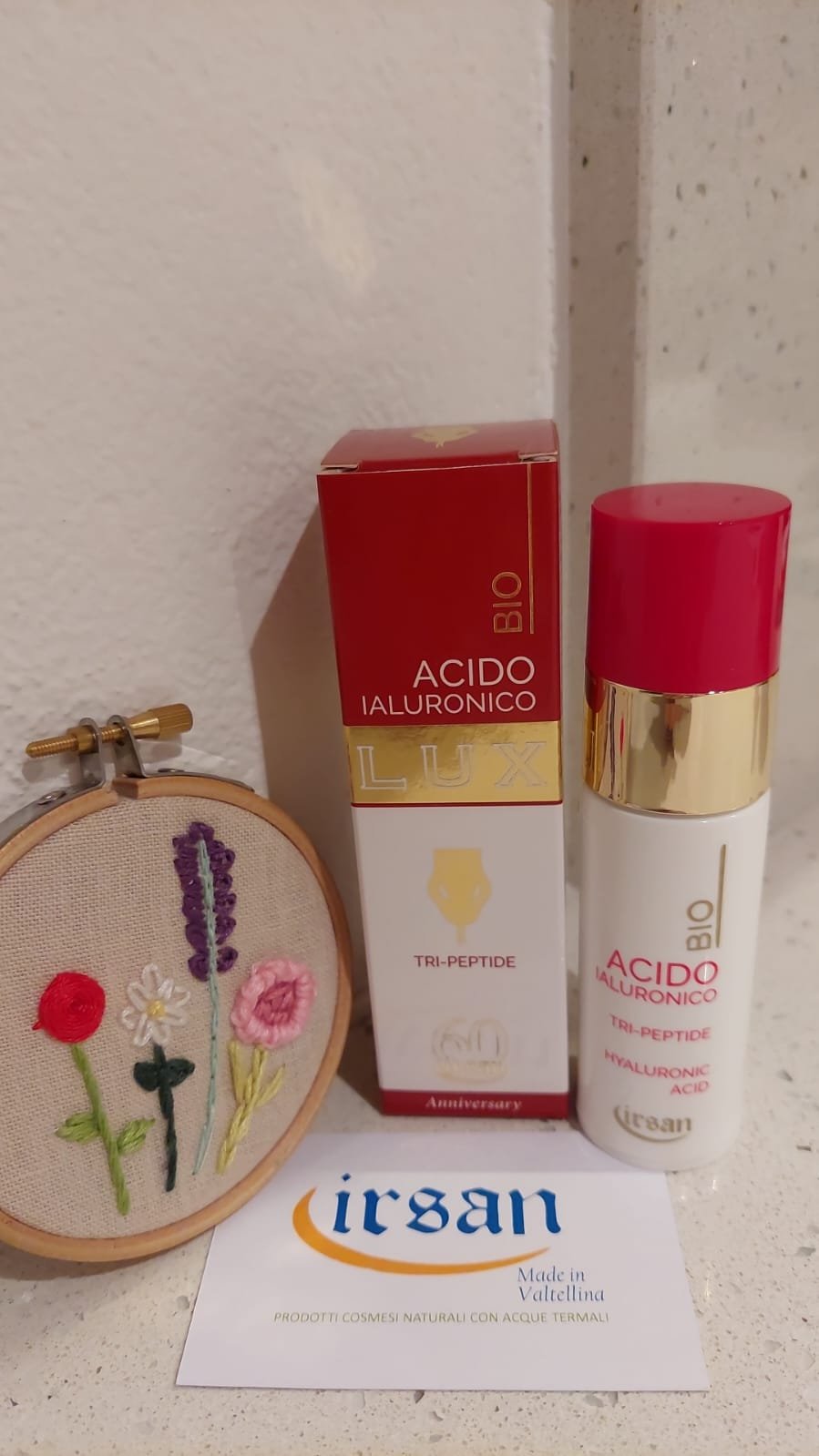 ACIDO IALURONICO CON TRI-PEPTIDE